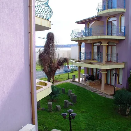 Apartmanhotel Azura Garden