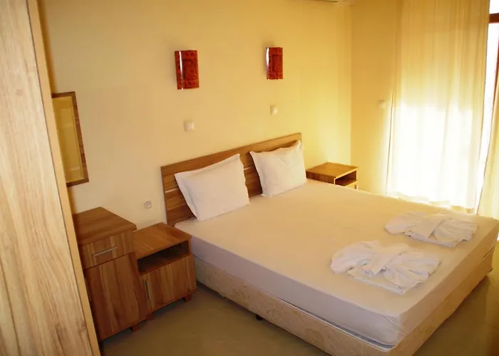 Hotel Azura Garden *