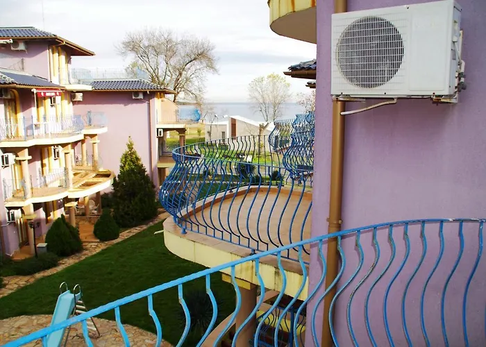 Azura Garden * Černomorec